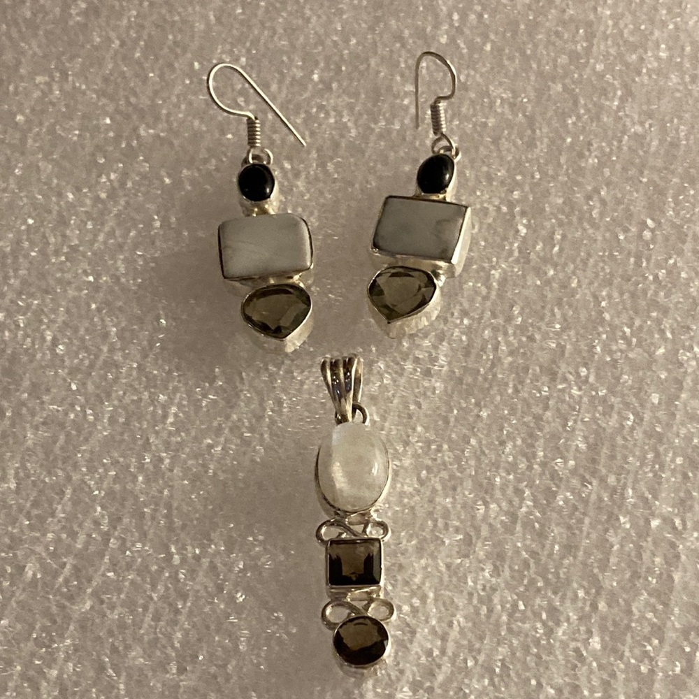 NWOT - Mexican Silver Pendant and French Hook Dangle Earrings*